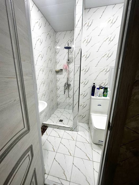 Сотилади Сергели Чоштепа 1 хонали навастройка евро ремонт