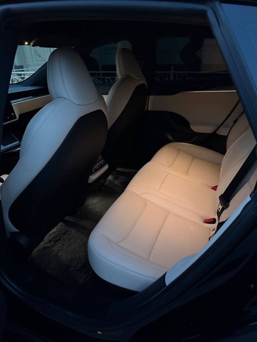 Tesla S 2.1 sekund 100 ga