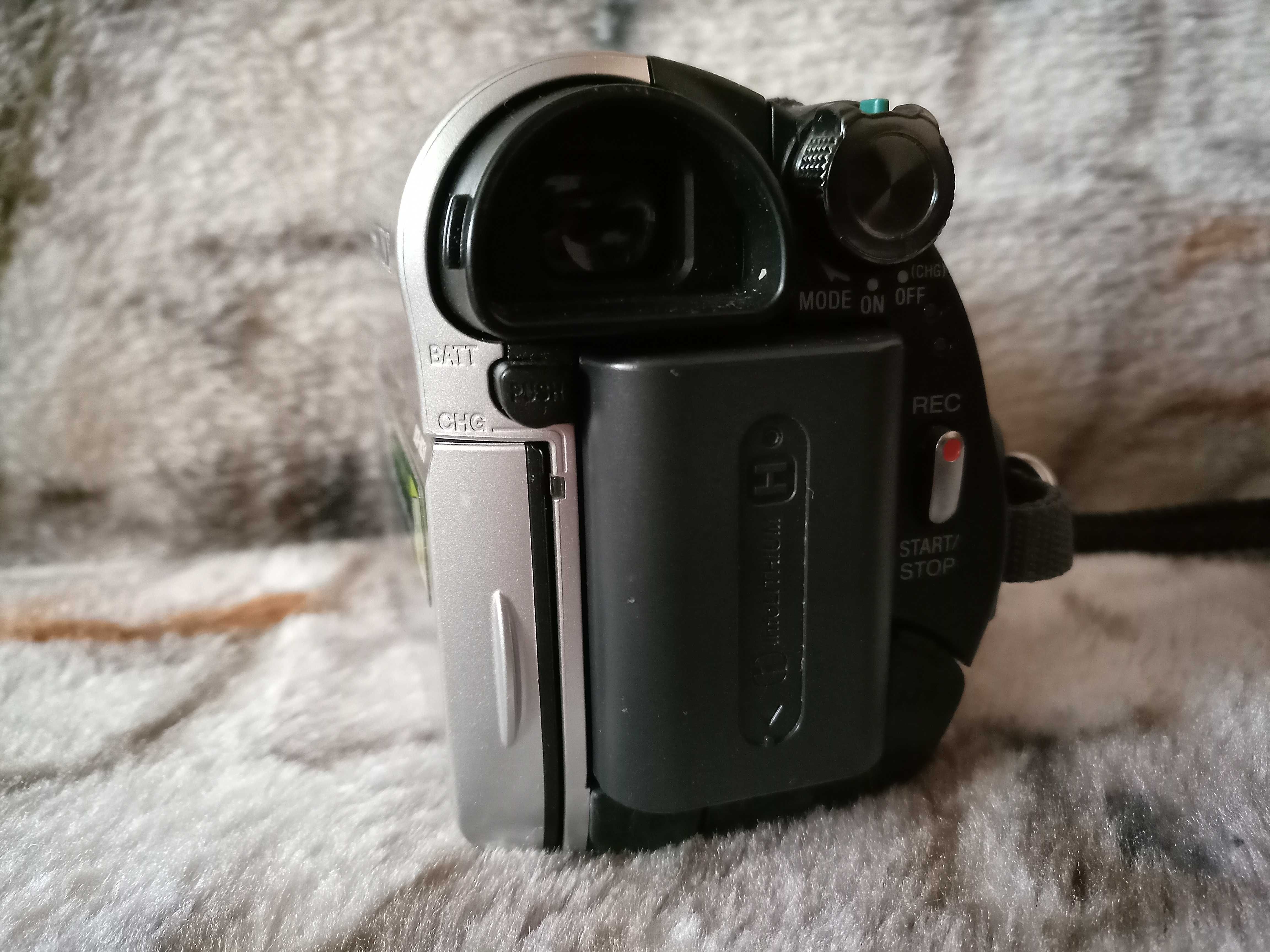 Camera video SONY DCR-HC51E