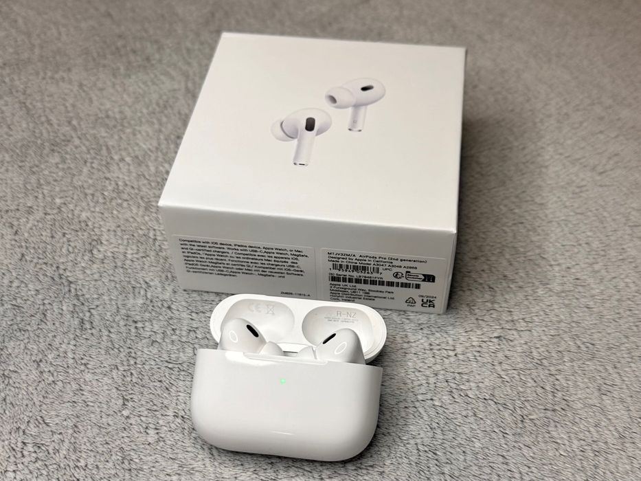Airpods Pro 2nd Gen USB-C cable слушалки
