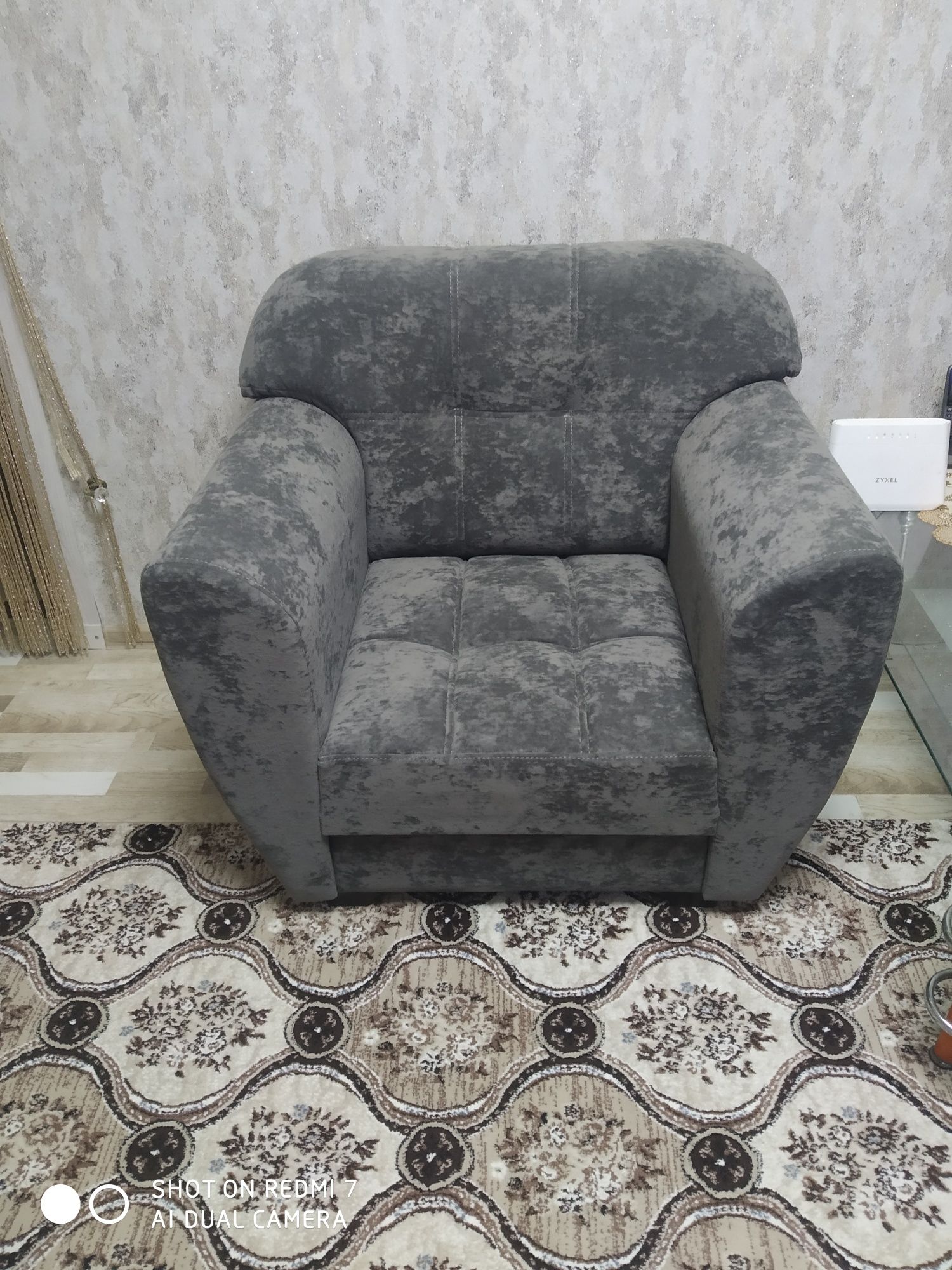 Продается 2 абсолютно новых кресла