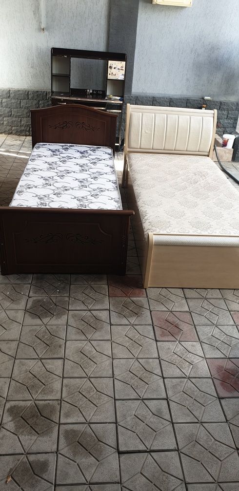 Продам кровать срочно
