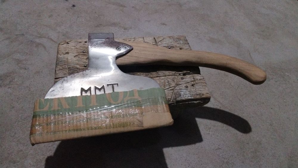 Топор (bolta) для мяса