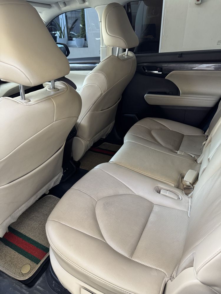 Toyota highlander
