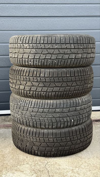 Зимни гуми Континентал 215/60/16