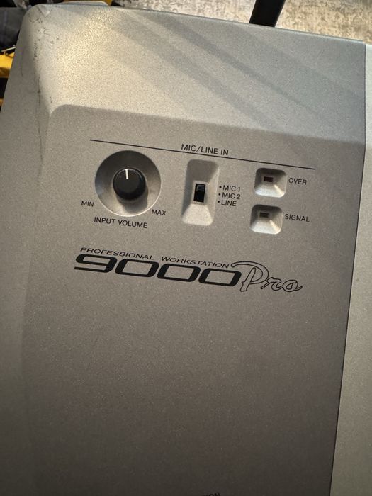 Yamaha 9000 pro - 3900Ron