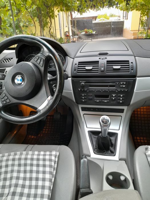 De vanzare bmw x3 e83