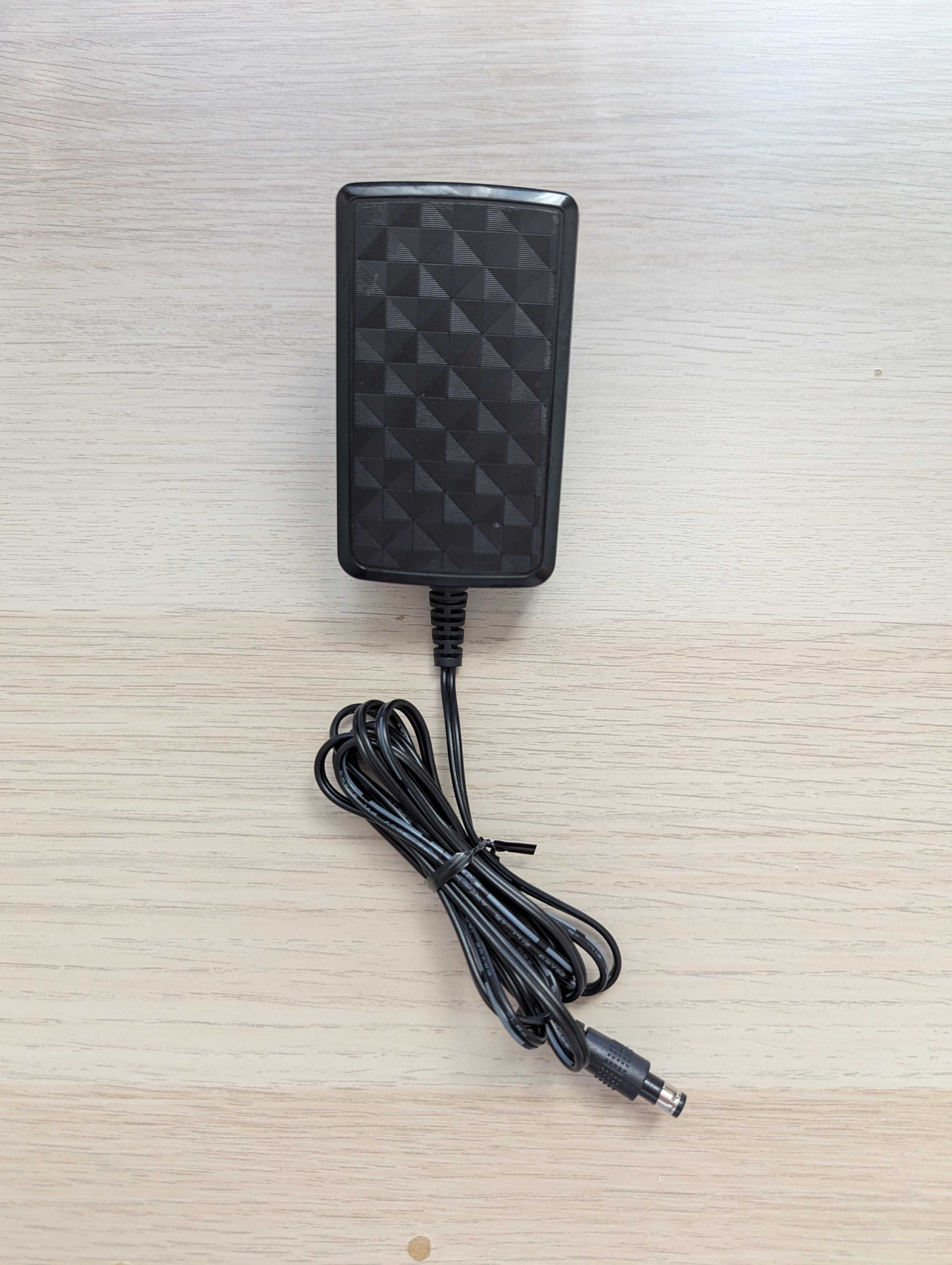 Захранване за рутер Huawei | 12V 1.5A | HW-120150E5W