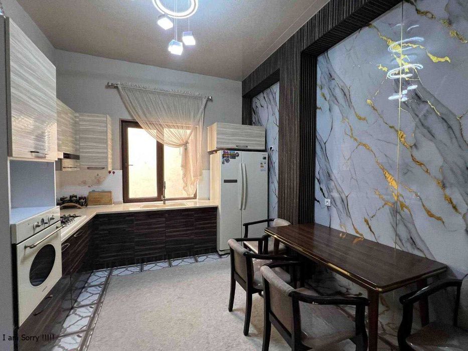 Подается Срочна Участок Кум Арик 3 соток 5 комнат Евро. рем