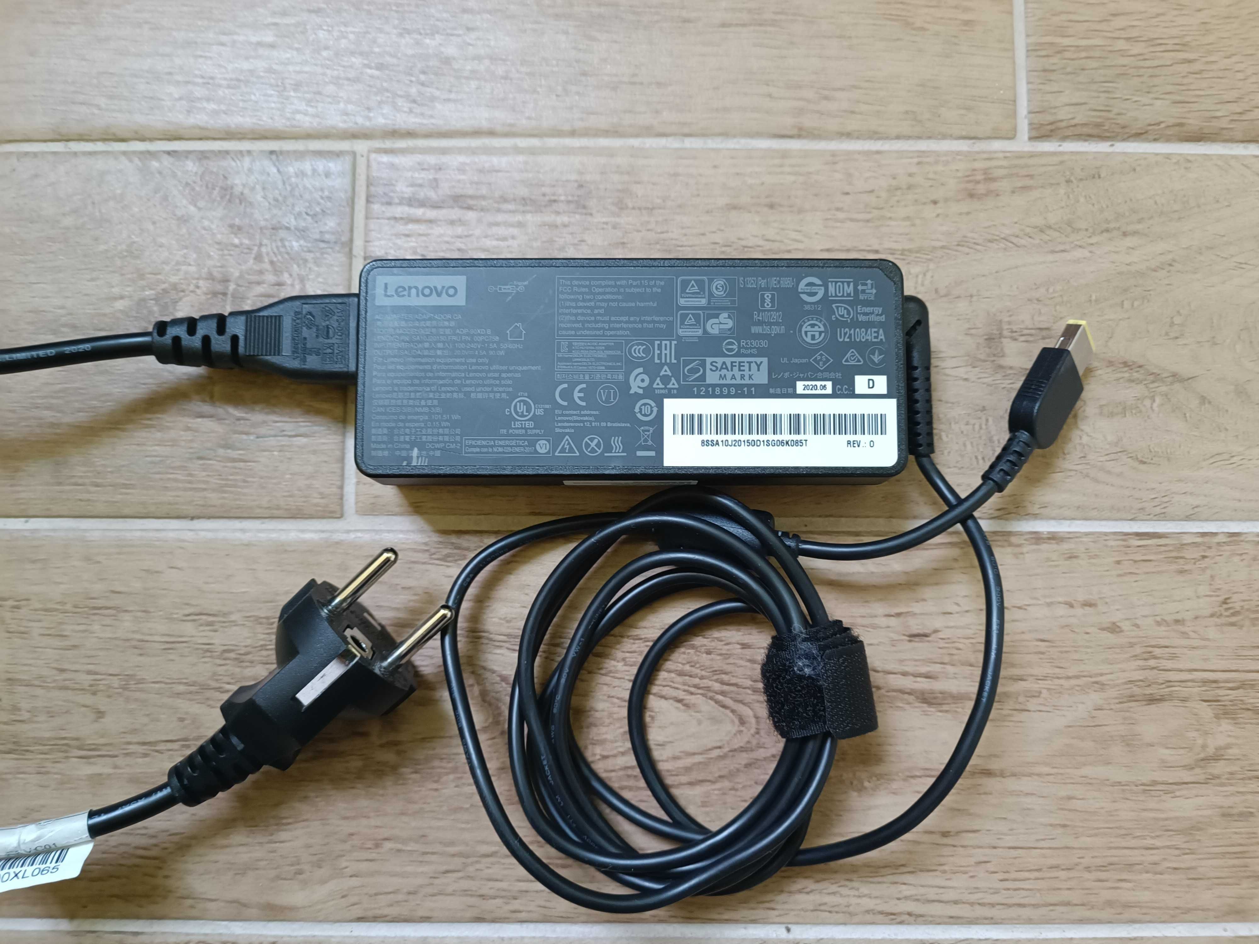 Захранващ адаптер Lenovo 90W 20V 4.5A, правоъгълна букса