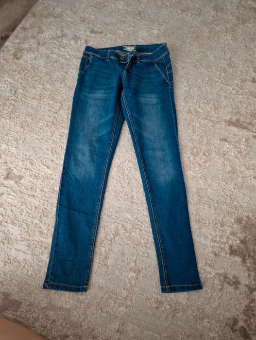 Blugi skinny marime 38 M terranova