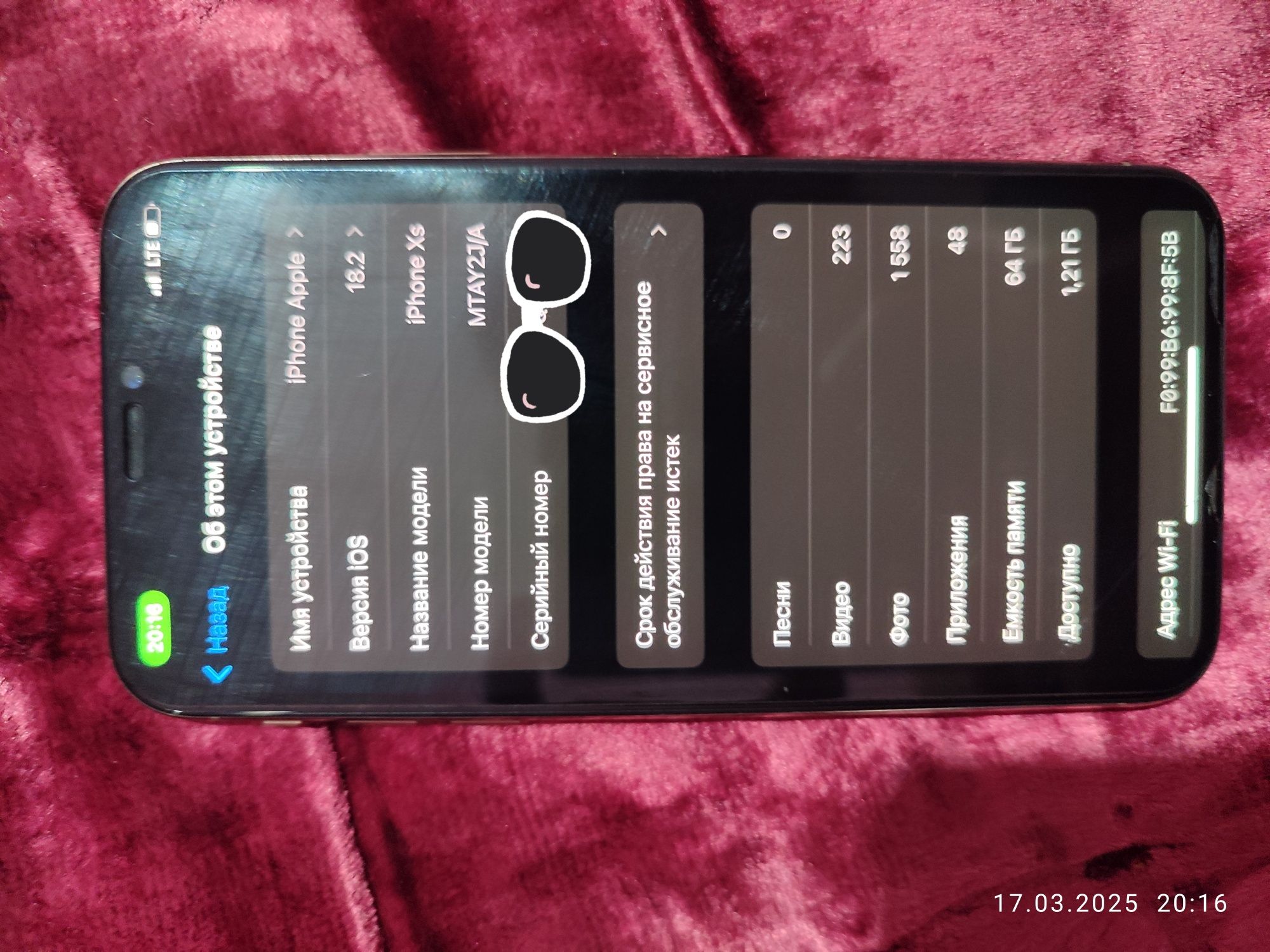 iPhone XS.         LLA