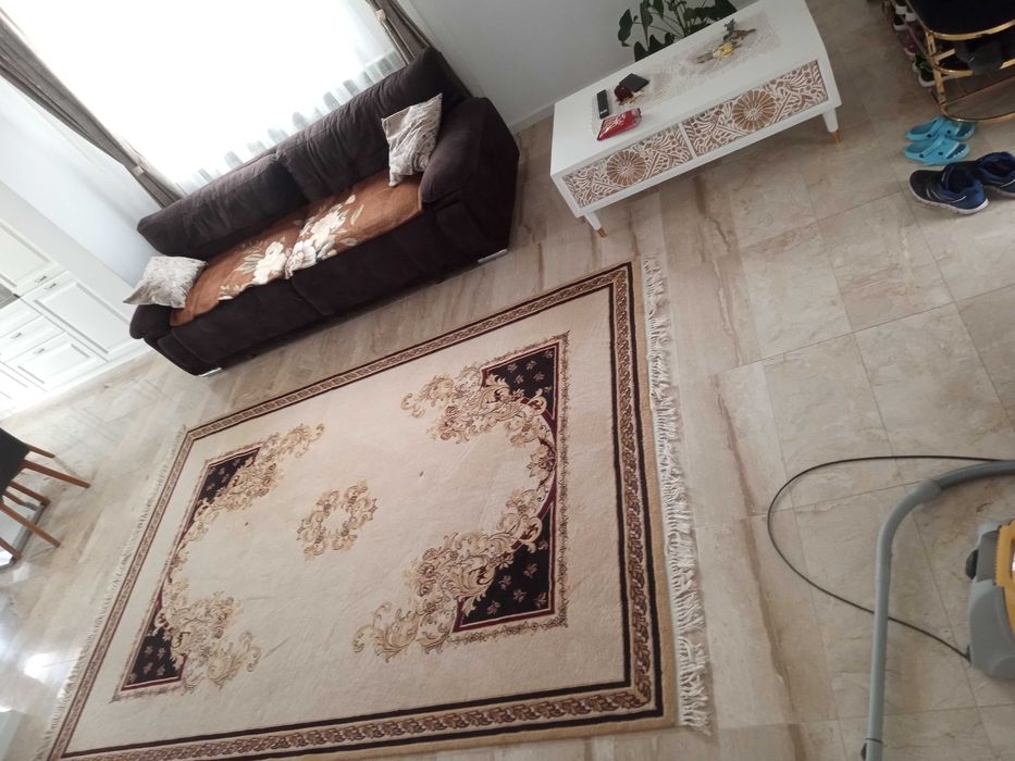 Vând covor lana 100%100 2pe3
