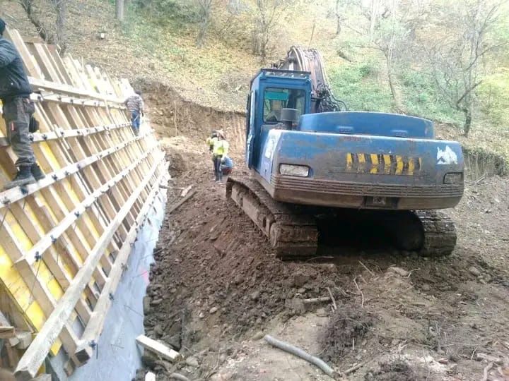 Excavator 22 tone Volvo Samsung SE 210-LC2 ,