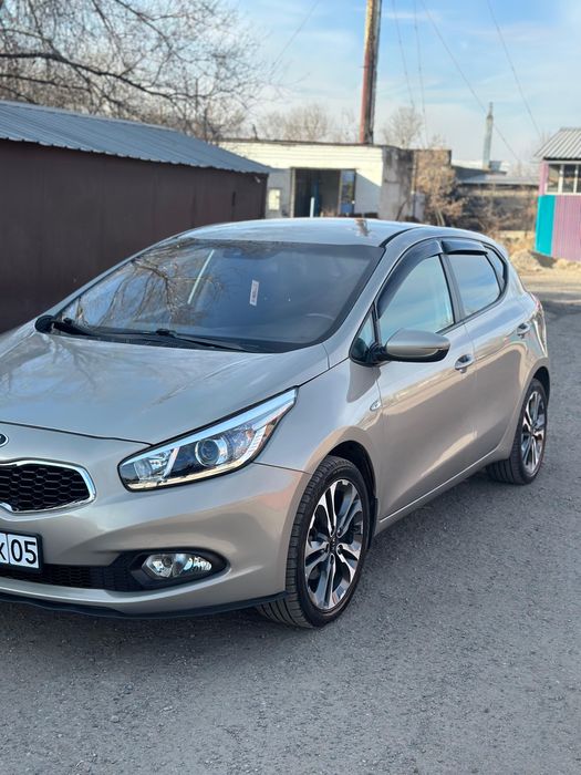 Продам Kia Ceed 2013