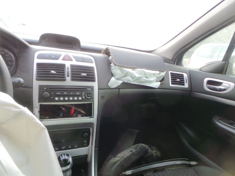 Пежо 307 2008г 1.6 ХДИ 109кс НА ЧАСТИ