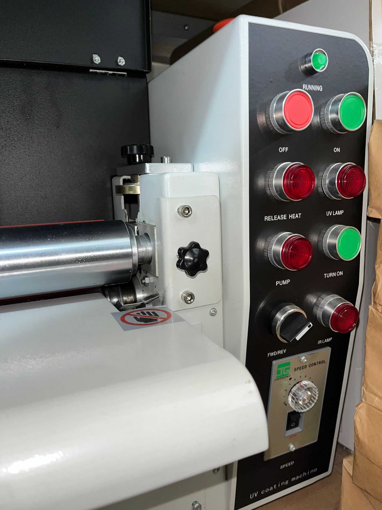 FLMA480UV aparat de lacuit UV