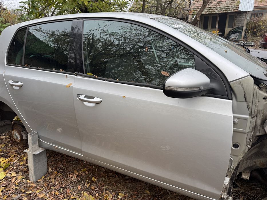 Usi usa golf 6 stanga fata spate