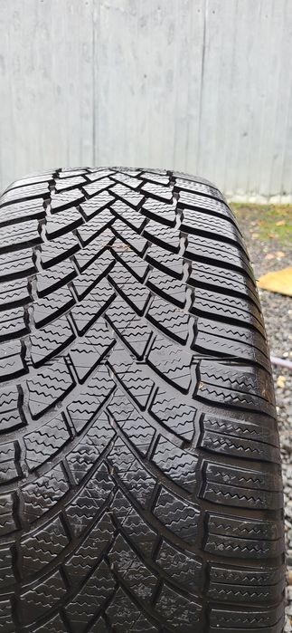 Cauciucuri  iarna  225 55 17  Bridgestone  noi