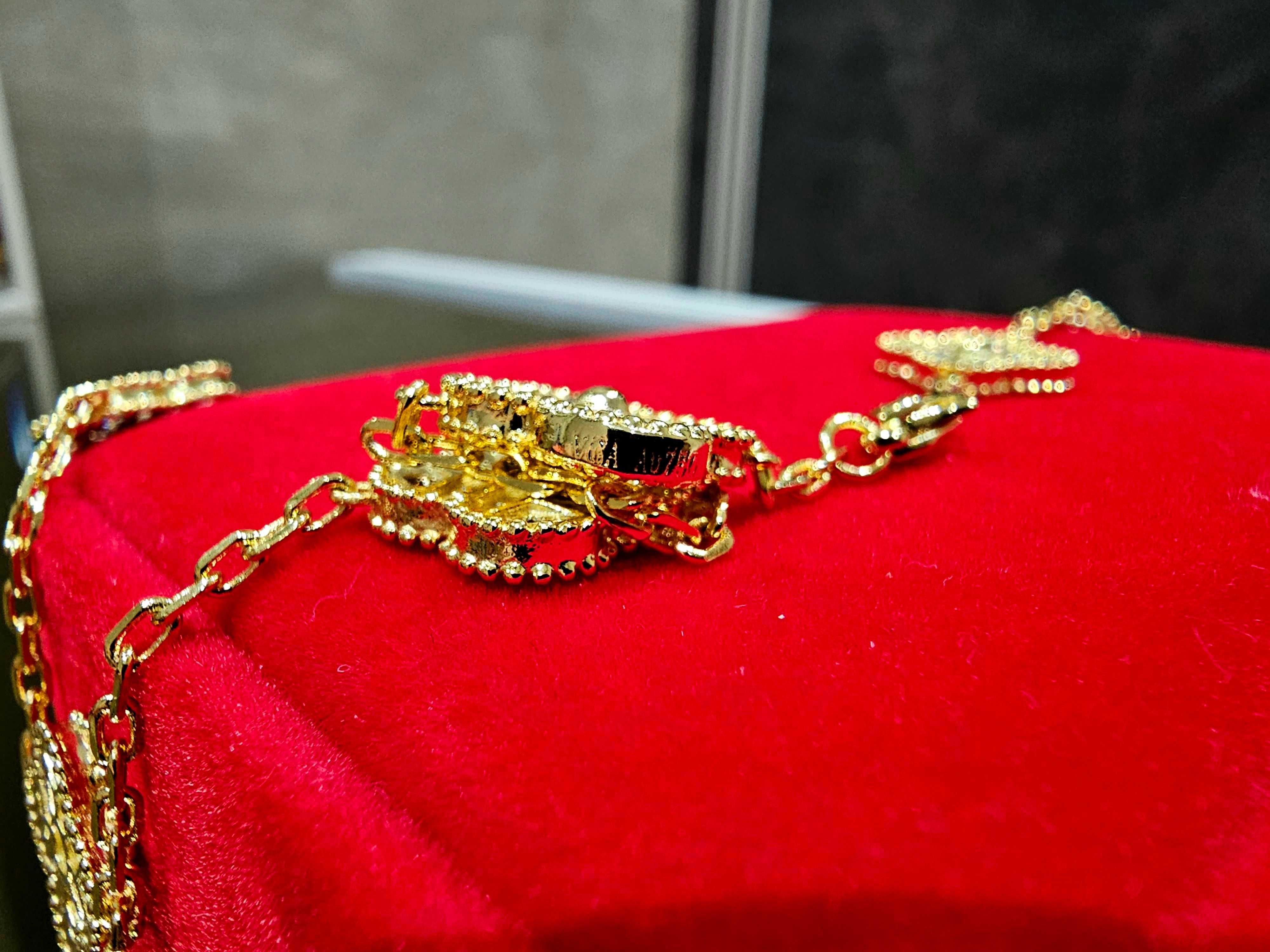 Van Cleef & Arpels VCA Gold Diamond Alhambra 20 Motifs Дамско Колие