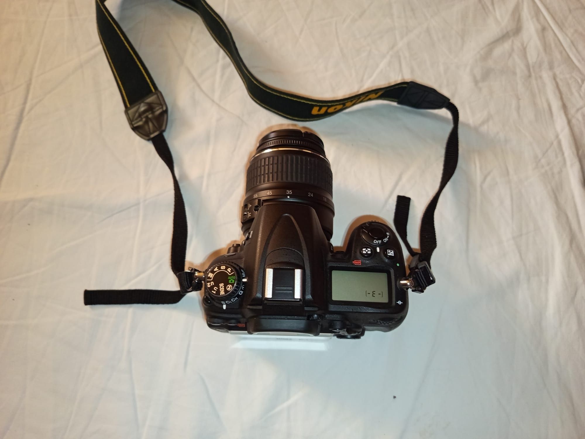 Nikon D7000 + Obiectiv 18-55mm + 50mm f/1.8 + Accesorii