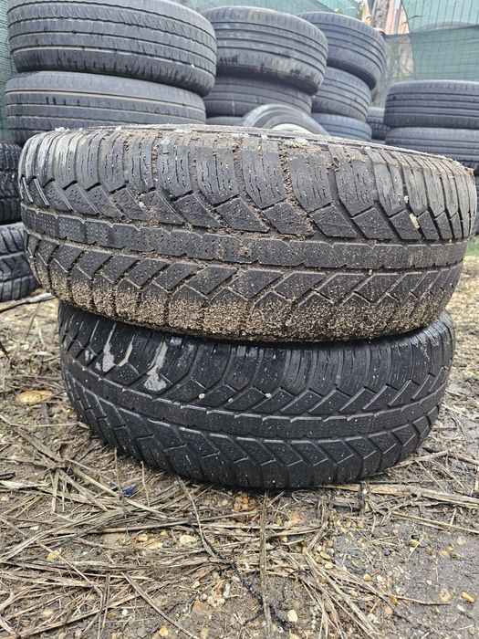 Cauciucuri iarna m+s 215 65 R16  2bucati