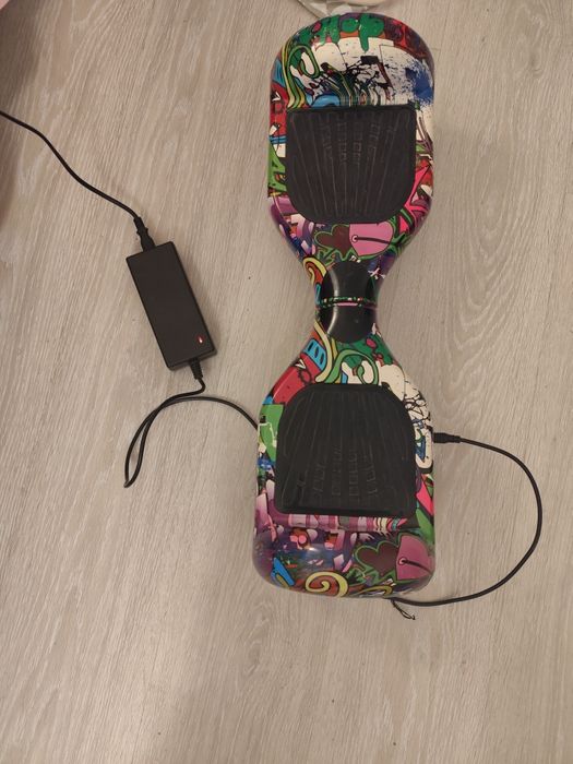 Vând hoverboard pentru copii! În stare foarte bună de funcționare!