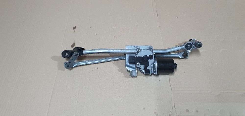 Ansamblu stergatoare cu motoras bmw seria 1 e87 e81