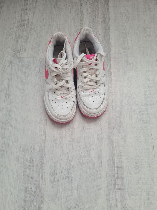 Nike Air Force fete.