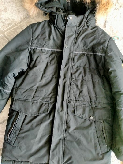 Продам куртку для мальчика