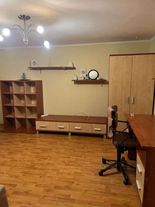 Set mobilier sufragerie + canapea + birou si scaun