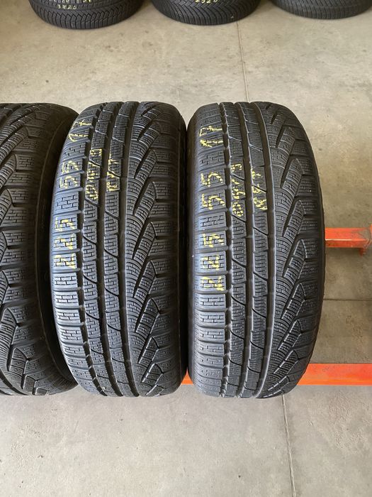 Anvelope iarna 225/55/17 Pirelli Sottozero 2 RFT 225 55 17 R17