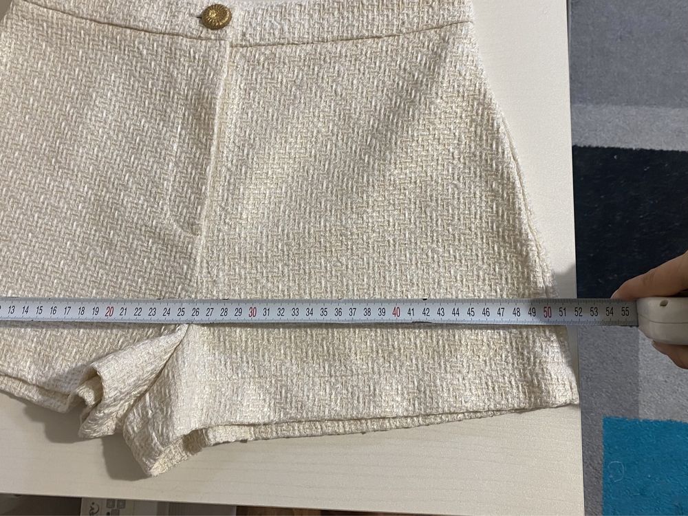 Zara нов къс панталон XS
