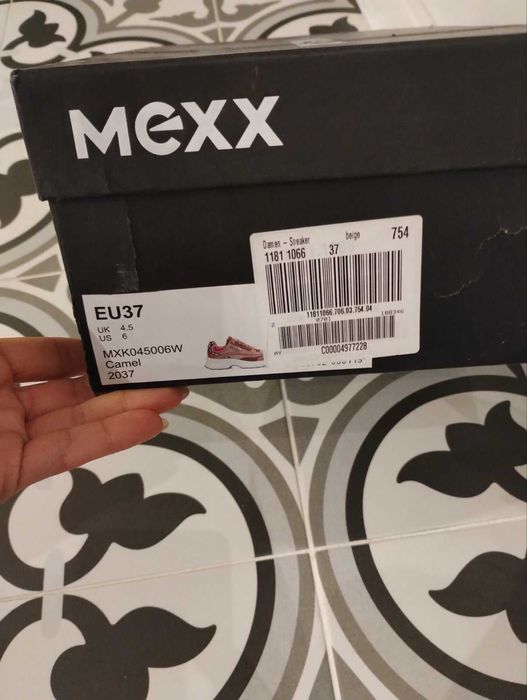 Спортни обувки Mexx