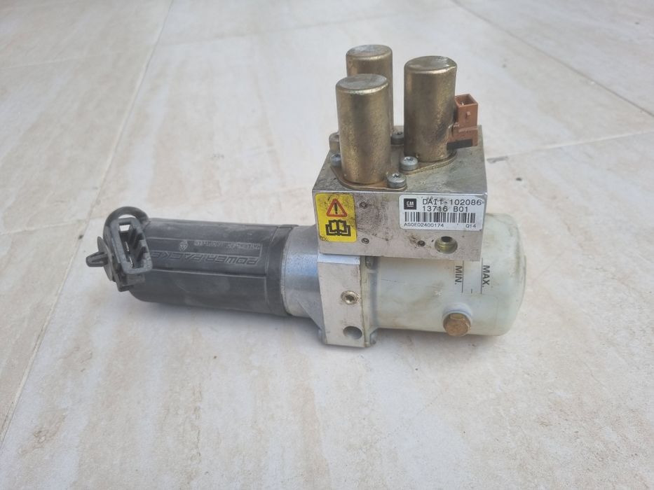 Pompa decapotare opel  bertone cabrio 2005