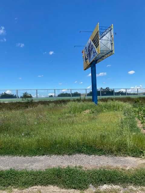 Teren intravilan Sanicoara + Panou publicitar 4 x 10 m