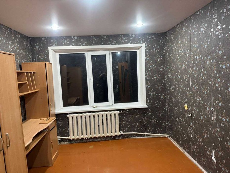 продается 4 комнатная квартира в Западном мкр.
