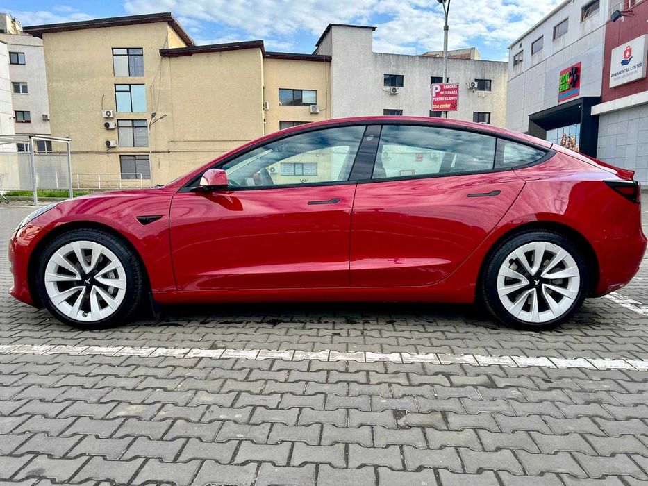 Tesla Model 3 Long Range 4X4 TVA deductibil