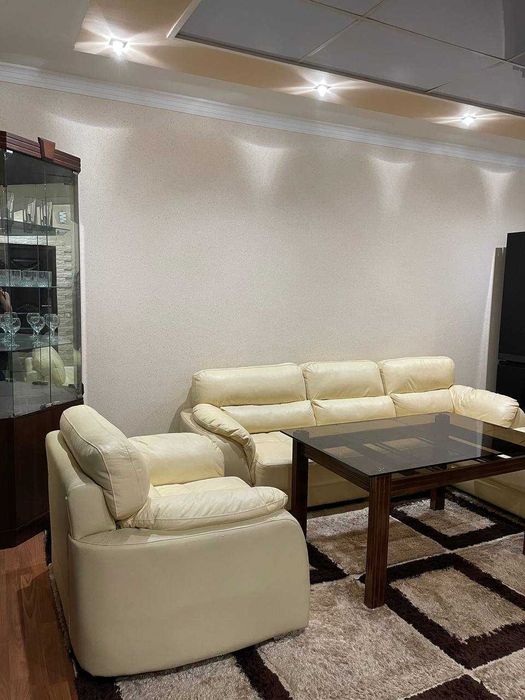 Olmazor  Tinchlik metro shinam kvartira