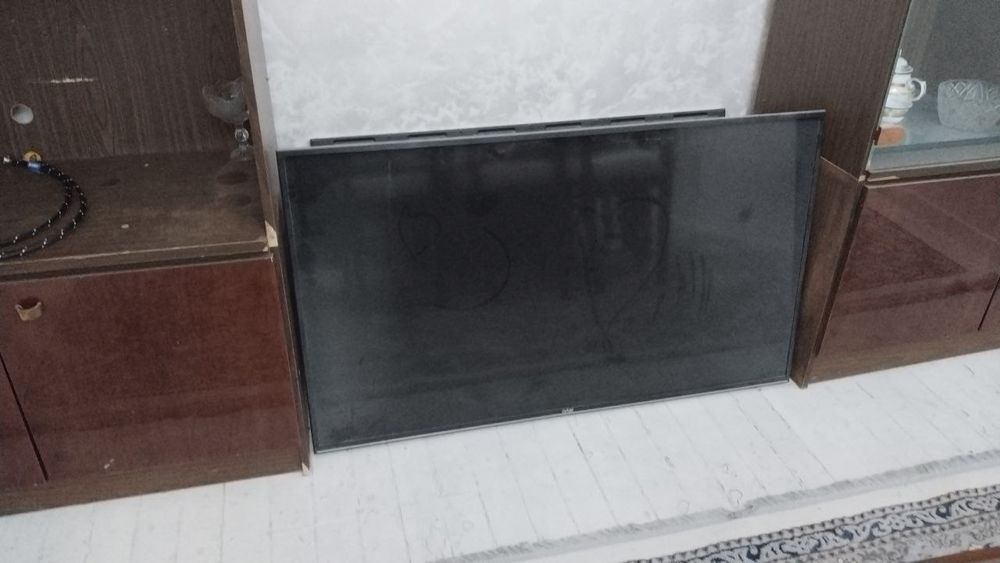 Artel 55 televizor sotiladi