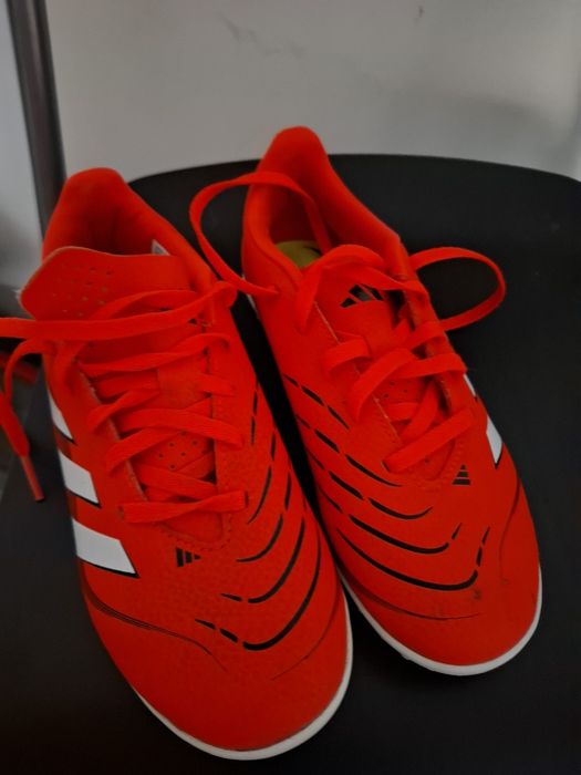 Ghete fotbal Adidas nr 35