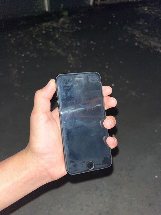 iPhone Se 2022,б/у