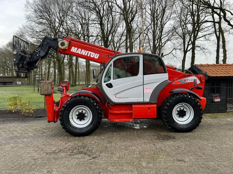 Închiriez  Manitou  18 metri / Incarcator telescopic / Motostivuitor /
