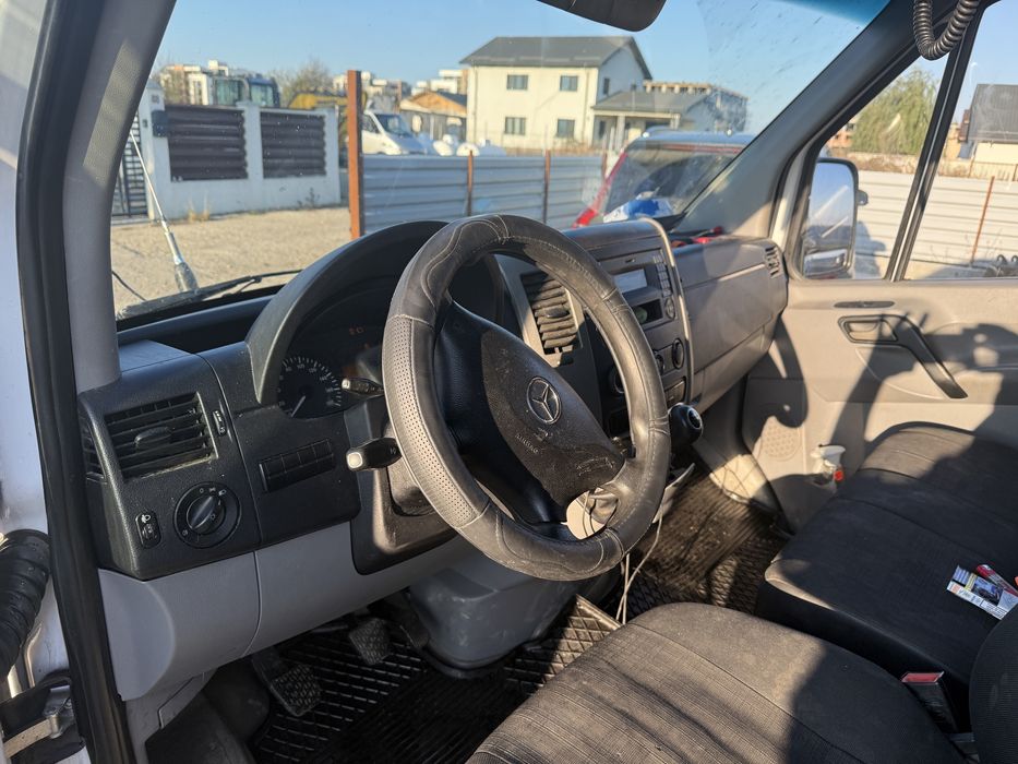Vand sau schimb cu auto Sprinter 313