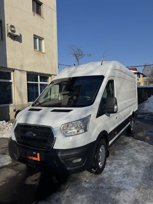 Închiriez Dubă cu Șofer – Transport Rapid și Sigur