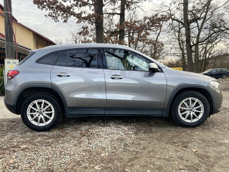 Mercedes Benz GLA 200d / An model 2021 / Automat / Piele / Tempomat