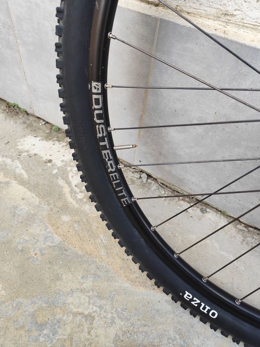 Bonteager  Duster Elite 148/12, 29", 32 sapim
