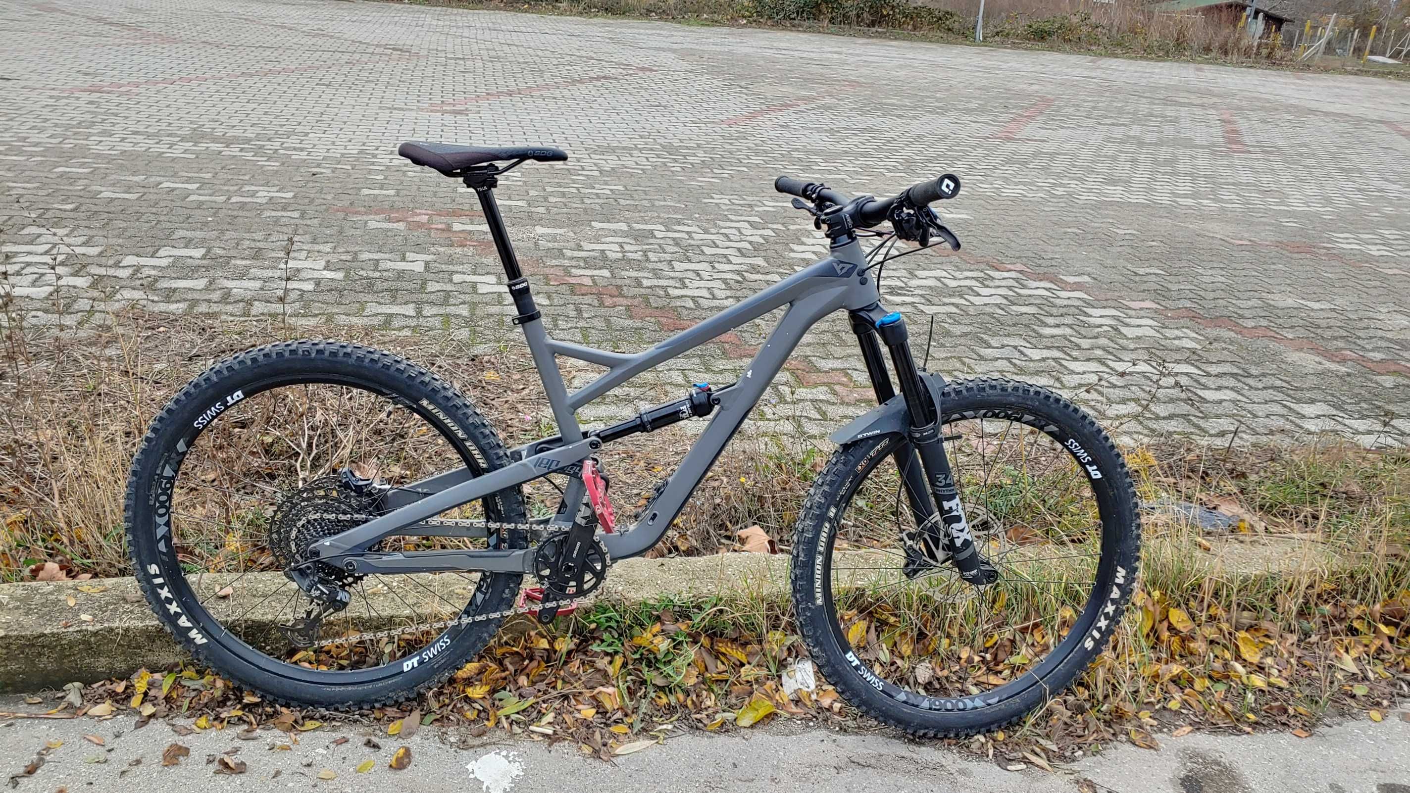 Велосипед Ендуро YT Jersey 27.5