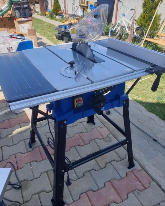 Circular cu masa Scheppach 2000w