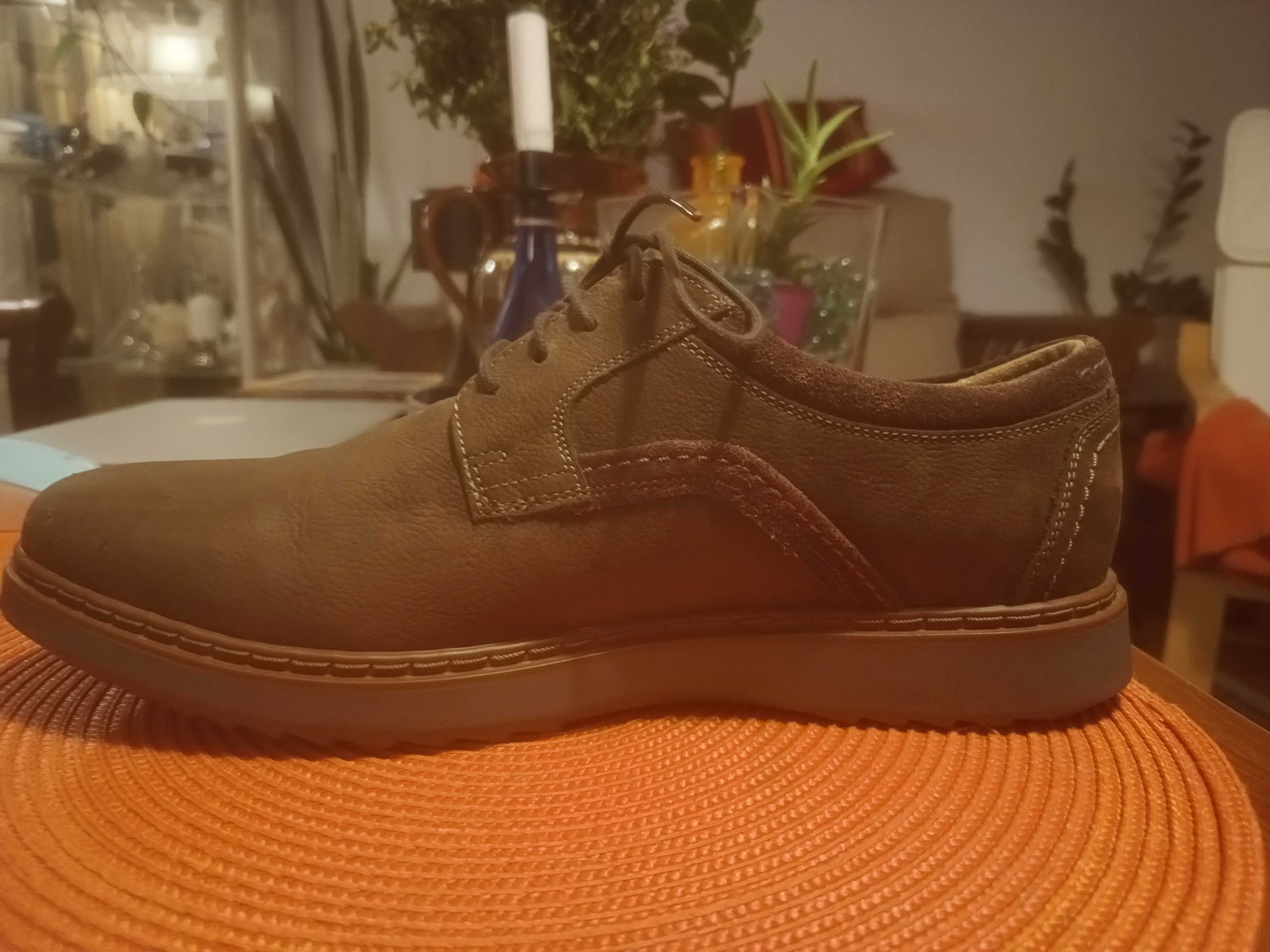 Мъжки обувки Clarks, размер 43, естествена кожа.